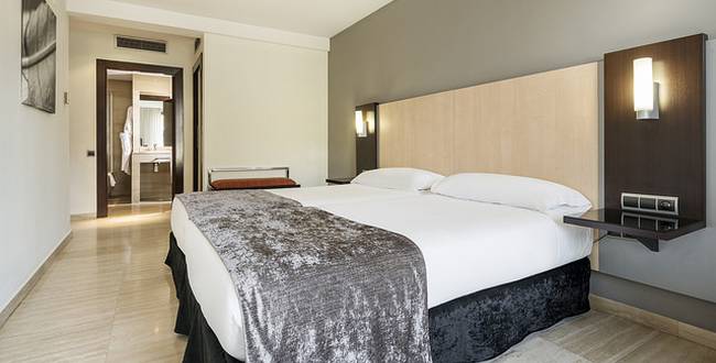 Hotel ILUNION Almirante Barcellona Hotel ILUNION Almirante Barcellona