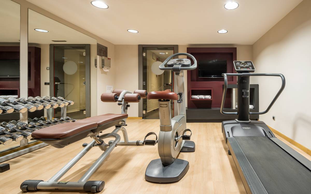 Fitness hotel ilunion almirante barcellona Fitness hotel ilunion almirante barcellona