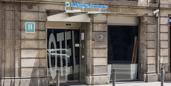  Hotel ILUNION Almirante Barcellona